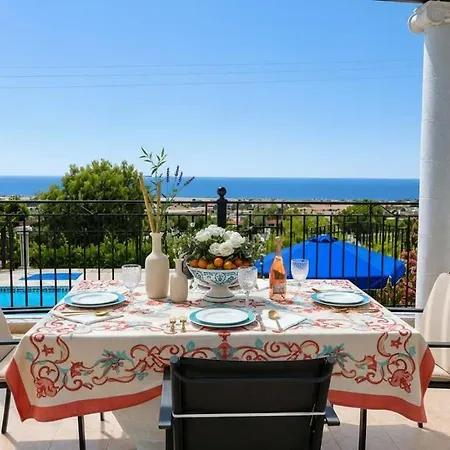 Retreat 2br With Private Pool Kalathos