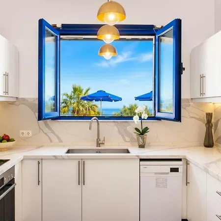 Kalathos Retreat 2br With Private Pool
