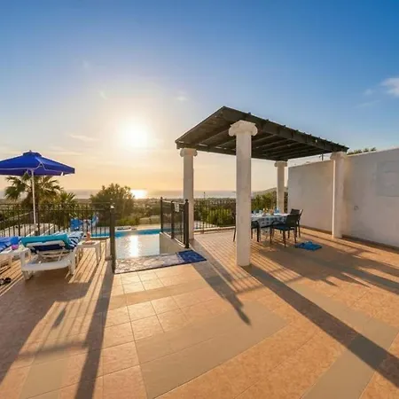 Vila Kalathos Retreat 2br With Private Pool *